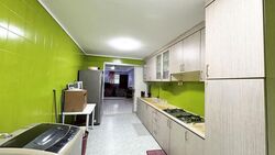 Blk 207 Jurong East View (Jurong East), HDB 3 Rooms #591898431